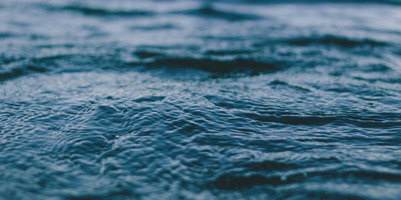 从数据到洞察：构建慈善与教育援助的精准监测评估体系，赋能青少年支持