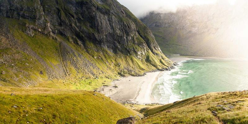 波西米亚风公益：探索以男孩成长为核心的教育援助可持续发展路径